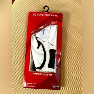 Zero Friction Performance Compression Fit Juniors Left Golf Glove. Universal Fit